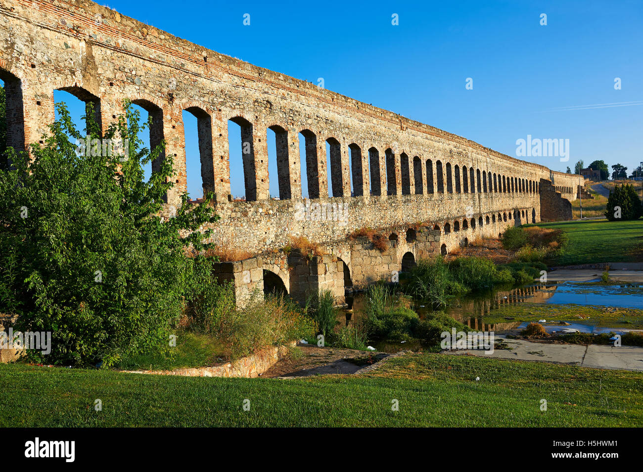 Los Milagros Aquaduct der römischen Kolonie Emerita Augusta, Mérida, Extremadura, Spanien Stockfoto