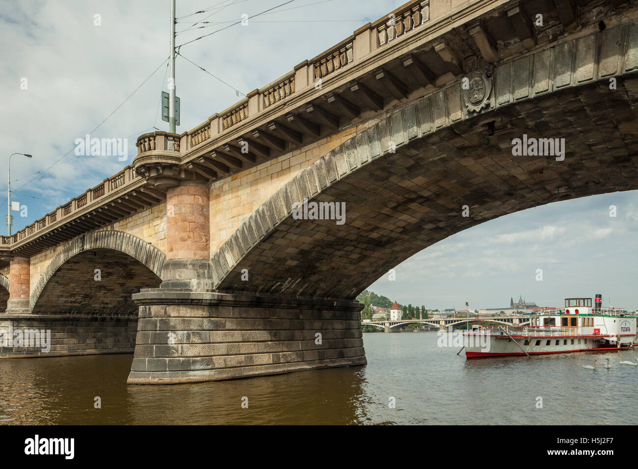 Palackého Most (Brücke) auf der Moldau in Prag, Tschechien. Stockfoto