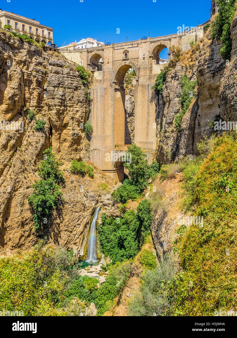 Puente Nuevo (neu) Brücke über die El Tajo Schlucht in Ronda, Spanien. Stockfoto