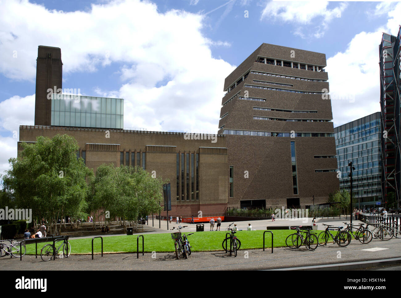 Neue Erweiterung zu Tate Modern durch Archutects Herzog & de Meuron auch bezeichnet als Switch-Haus Stockfoto