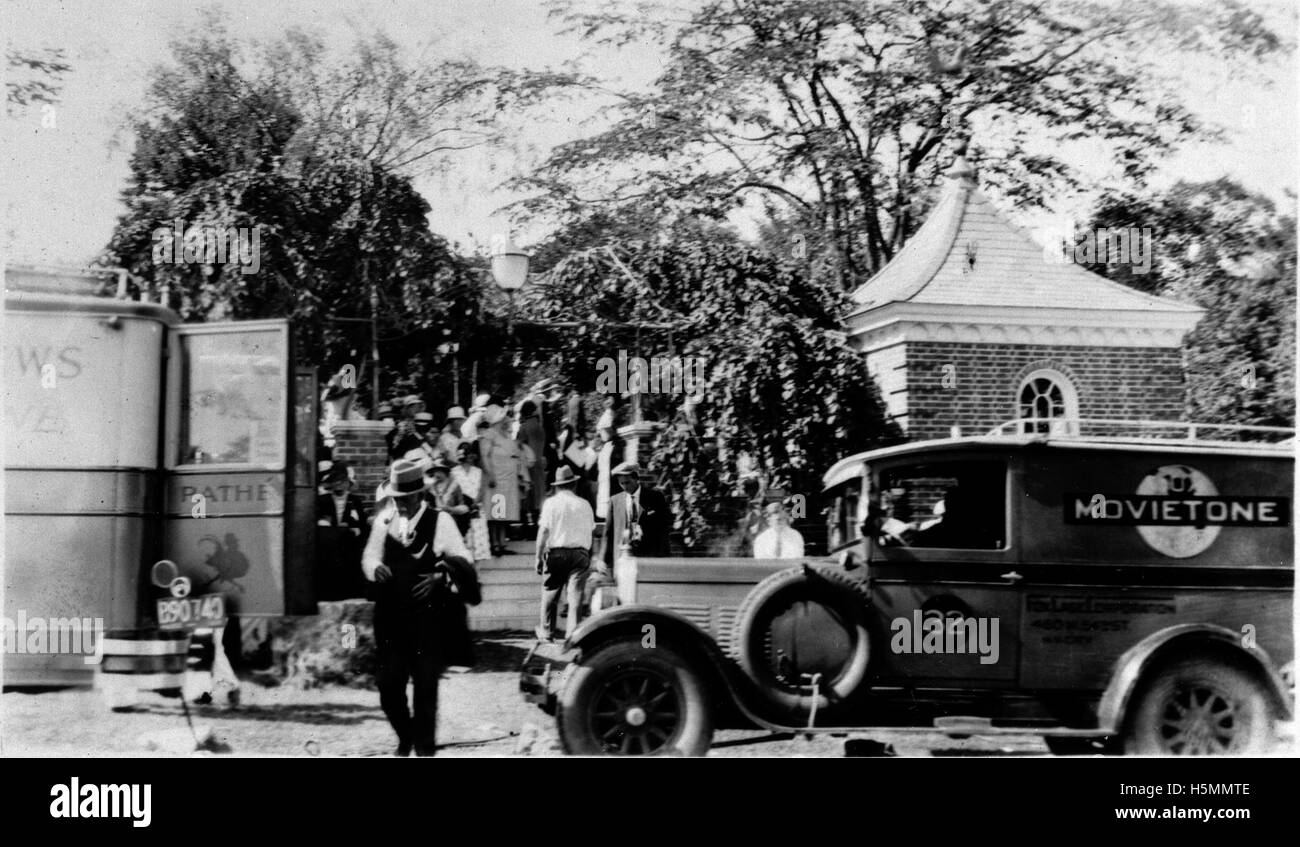 Mitglieder des Vereins dreiviertel Jahrhundert statt ihrer Jahresversammlung im Camden Amphitheater am 6. August 1931.  Organisiert im Herbst 1925, die Mitgliedschaft im Club war für die Bürger 75 Jahre und älter.    An diesem Tag kamen 3.500 Mitglieder des Clubs mit mehr als 1.000 Freunde und Verwandte in Camden.  Gouverneur Gardner war der Gastredner und am Nachmittag war es, Spiele, Wettbewerbe und Tanz gewidmet. Stockfoto