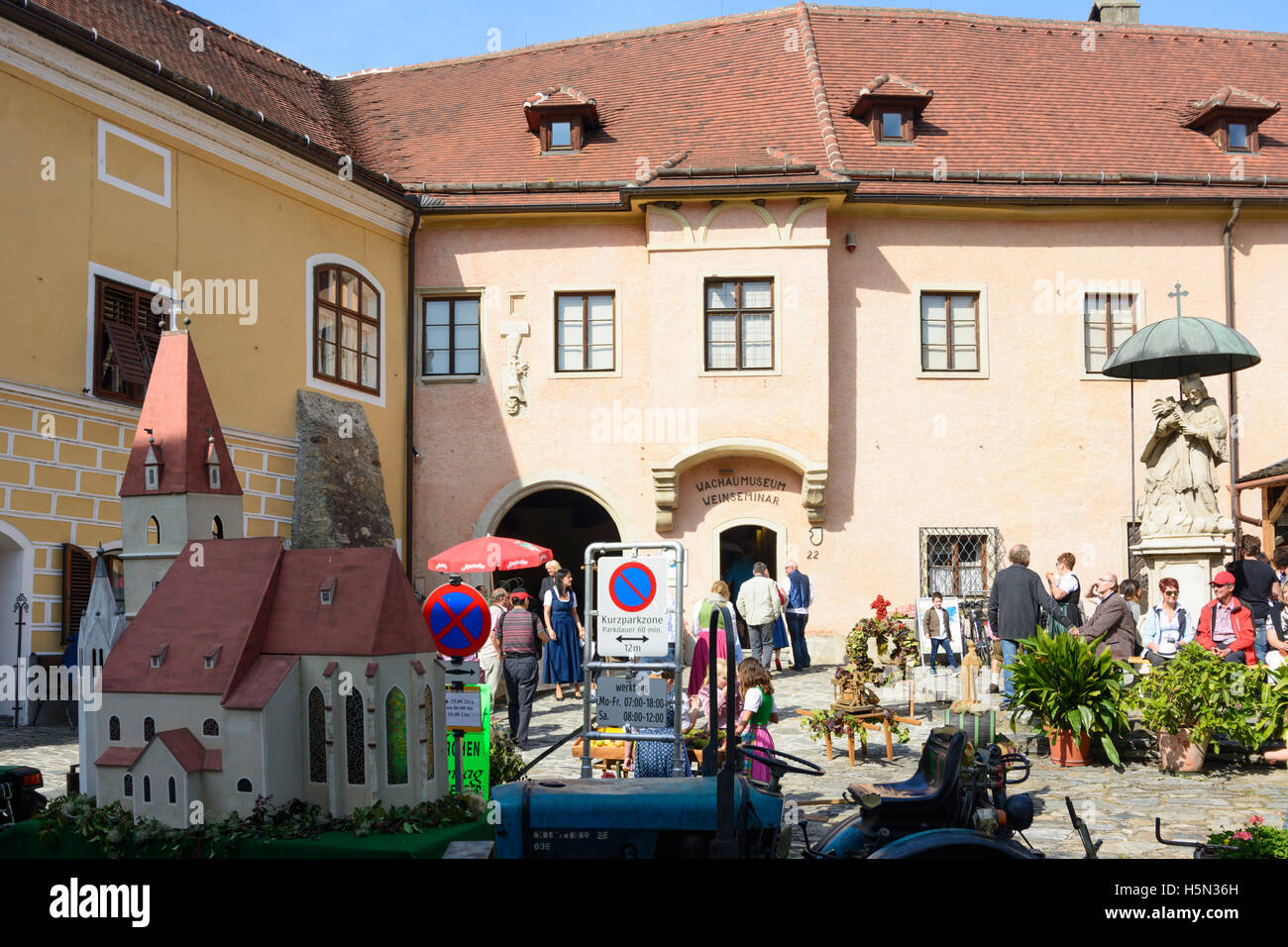 Weißenkirchen in der Wachau: Thanksgiving, Marktplatz (Marktplatz), heute Museum Teisenhoferhof Wachaumuseum, Modell der Antike Stockfoto