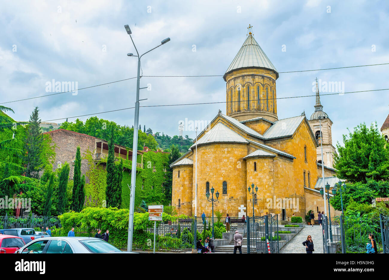 Die Ostfassade des Sioni Kathedrale der Dormitio Frontmann rechten Ufer des Flusses Kura Stockfoto