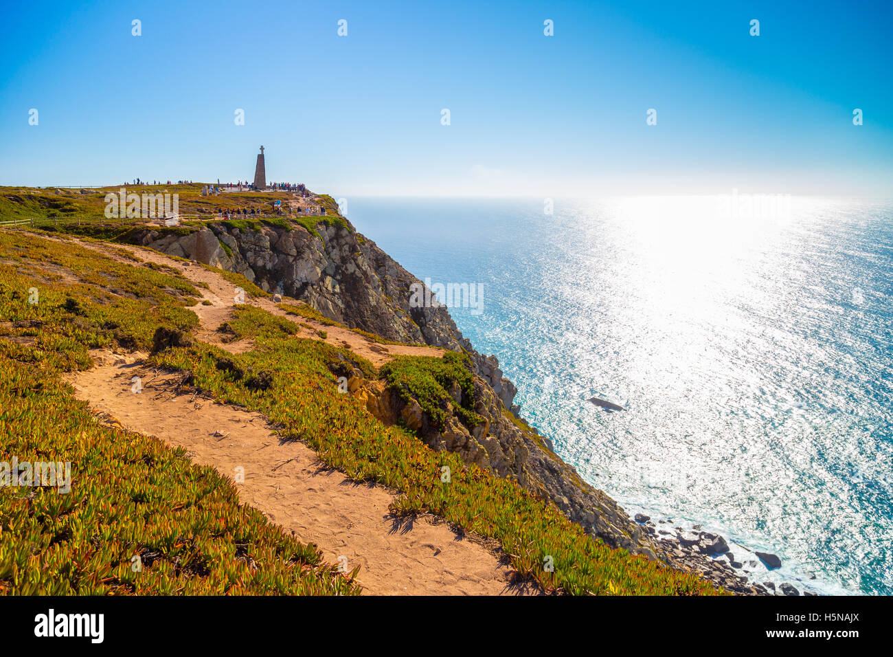 Denkmal am westlichsten Punkt des europäischen Kontinents, Cape Roca (Cabo da Roca), Portugal, Stockfoto