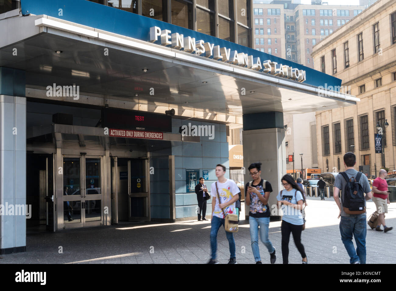 Eingang, 8th Avenue und 31. Street, Penn Station, New York, USA Stockfoto