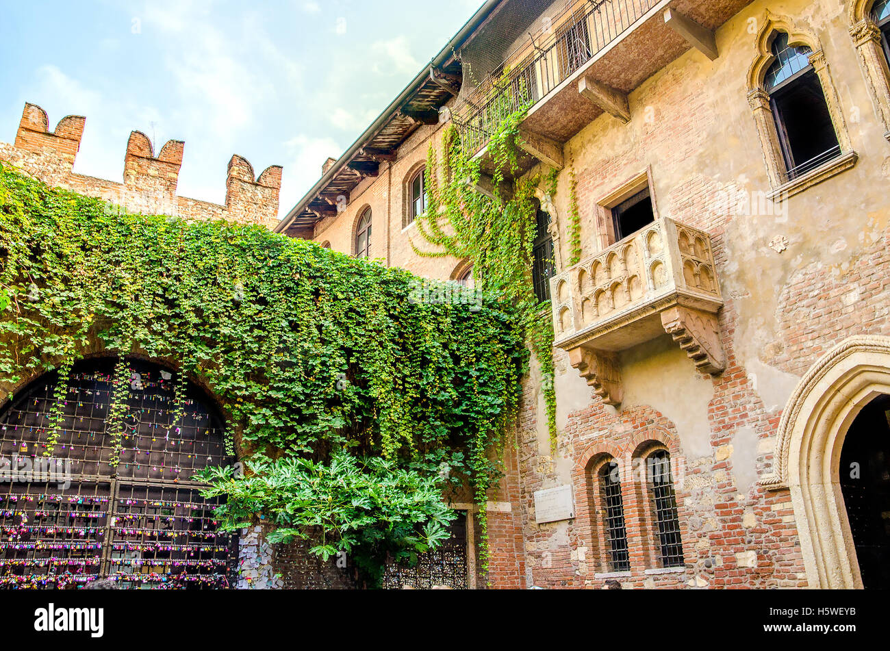 Die ursprüngliche Romeo und Julia Balkon befindet sich in Verona, Italien Stockfoto
