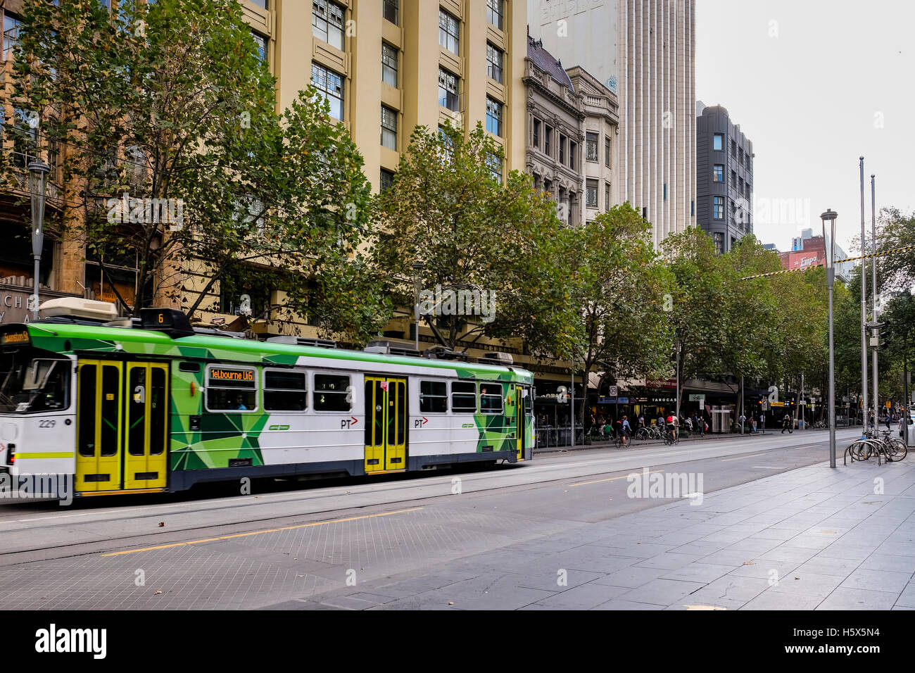 Flinders Street, Melbourne, Victoria, Australien Stockfoto