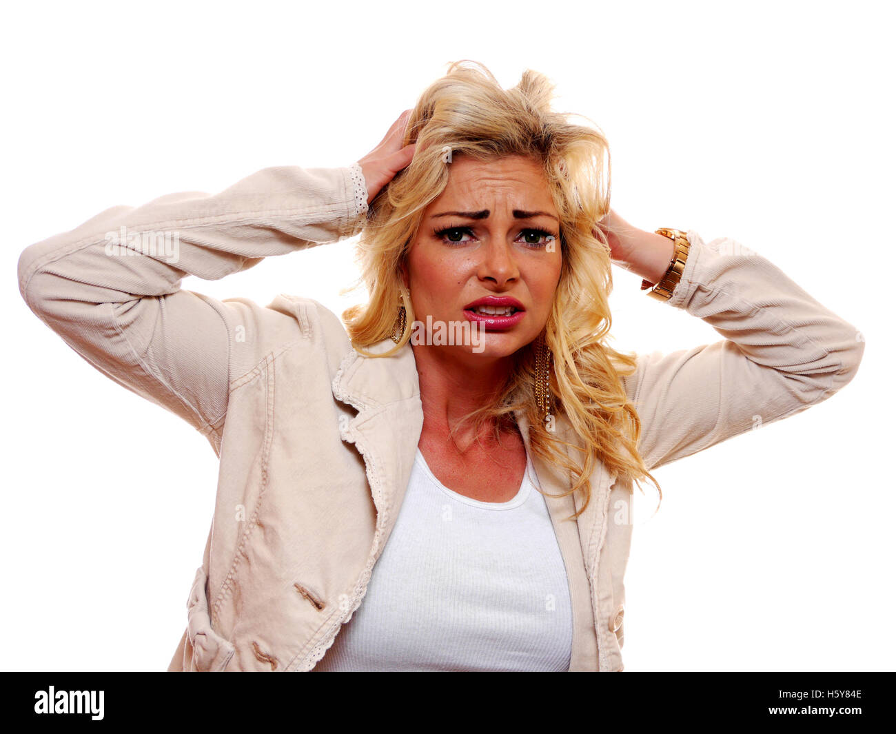 Eine attraktive blonde Kaukasische Frau ist sehr frustriert. Stockfoto
