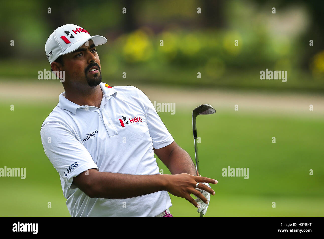Kuala Lumpur, Malaysia. 21. Oktober 2016. Anirban Lahiri Indiens in der zweiten Runde des 2016 CIMB Classic Golfturnier im TPC Kuala Lumpur am 21. Oktober 2016. Bildnachweis: Nufa Qaiesz/Alamy Live-Nachrichten Stockfoto