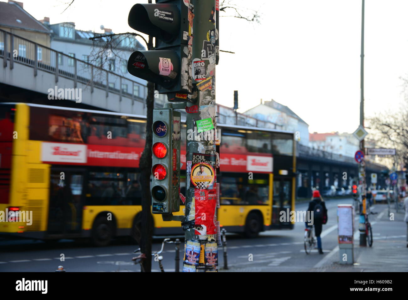 Straßenfotografie in Berlin, Kreuzberg getroffen. Stockfoto