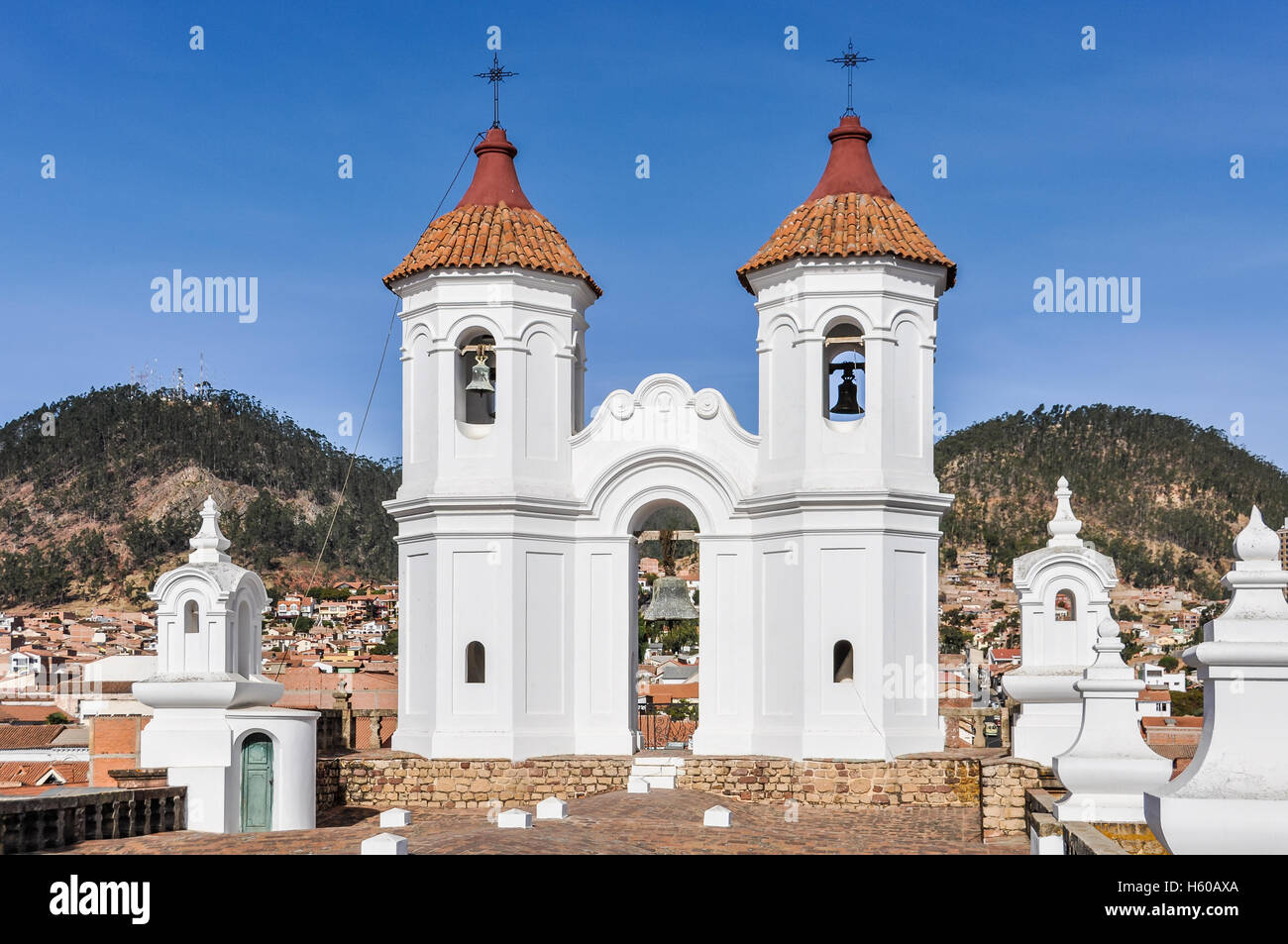 Glockenturm von Felipe Neri Kloster in Sucre, die offizielle Hauptstadt Boliviens Stockfoto