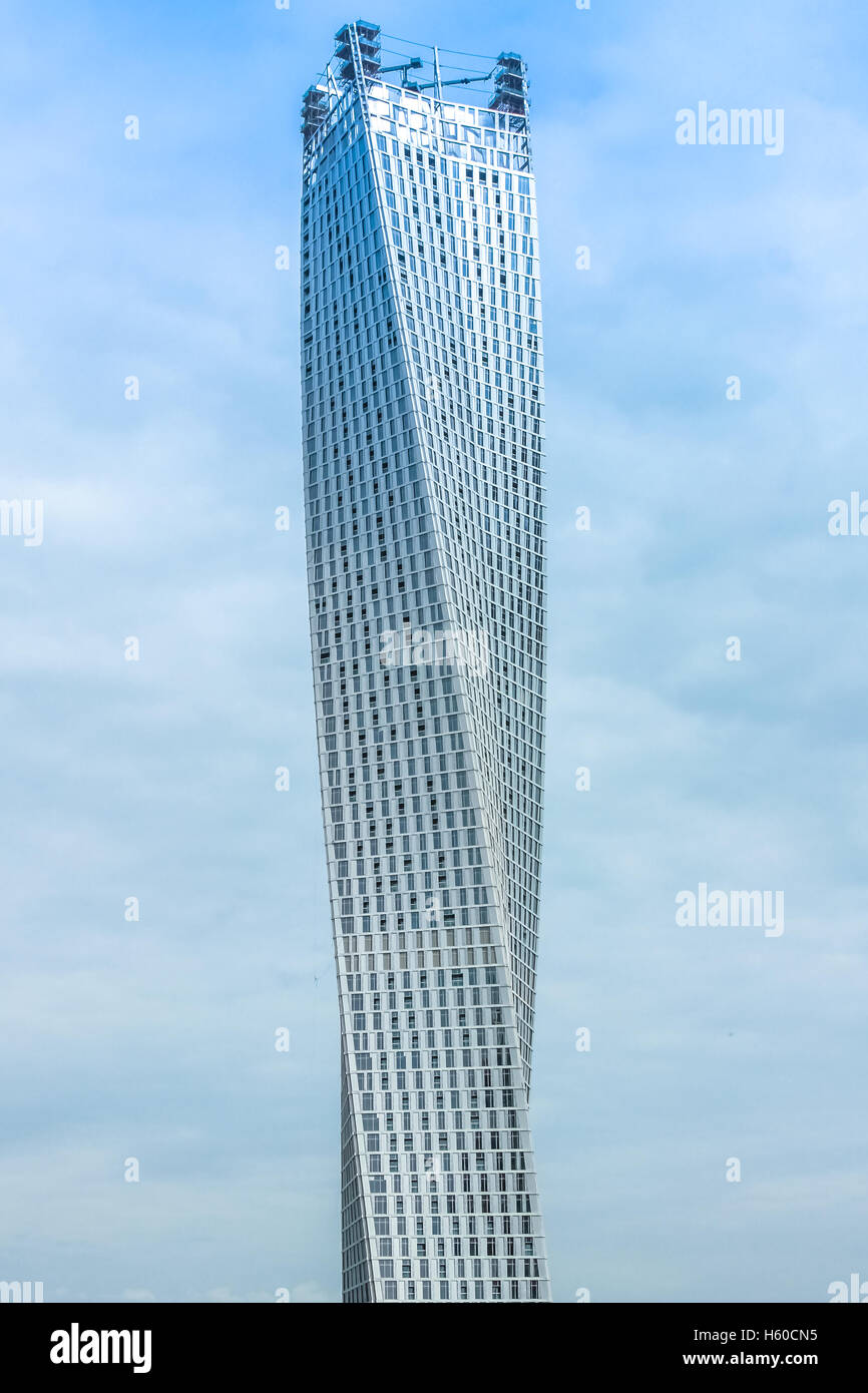 Cayan Tower Dubai Stockfoto
