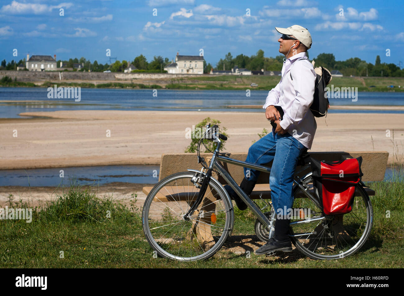 Loire-Flusses. Radtour von Fontevraud, Saumur, Loire-Tal, Frankreich. Zwanzig Kilometer von Fahrrad von Fontevraud und angekommen Stockfoto