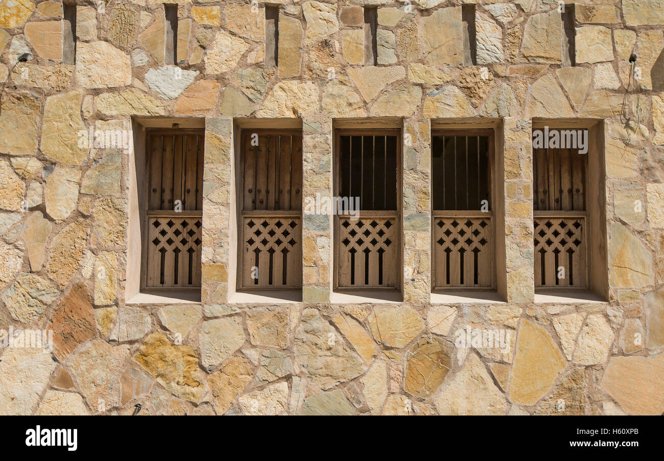 Dekorative Windows der omanischen Haus Stockfoto