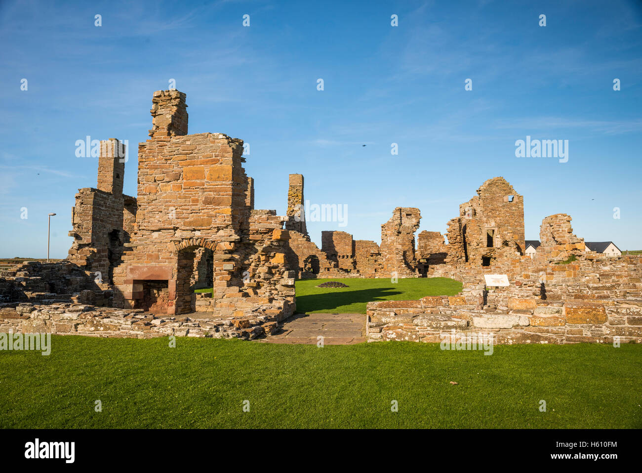 Die Ruinen des Palastes von The Earl in Birsay, Mainland Orkney, Schottland, Großbritannien Stockfoto