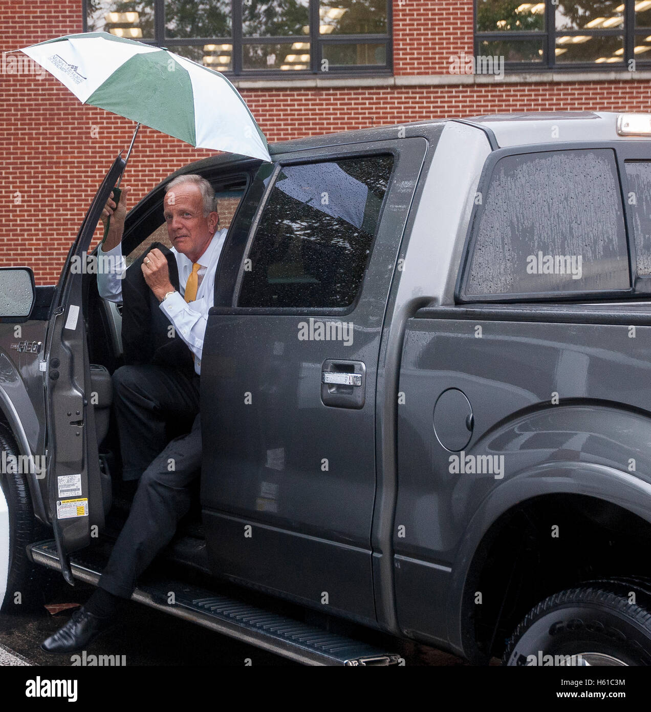 Emporia, Kansas, USA, 16. September 2016 US Senator Jerry Moran (R-Kansas) kommt an der Emporia State University zur Teilnahme an der Gründungsversammlung von Allison Garrett als neuer Präsident der Universität. Bildnachweis: Mark Reinstein Stockfoto