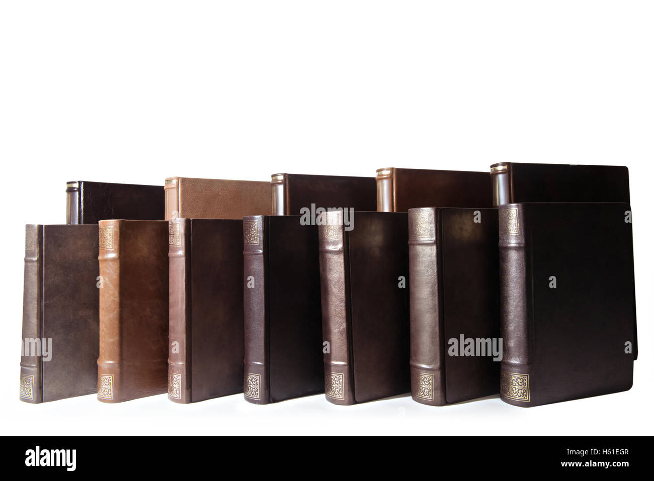 Bigstack alte antike Bücher isoliert auf weißem Hintergrund Stockfoto