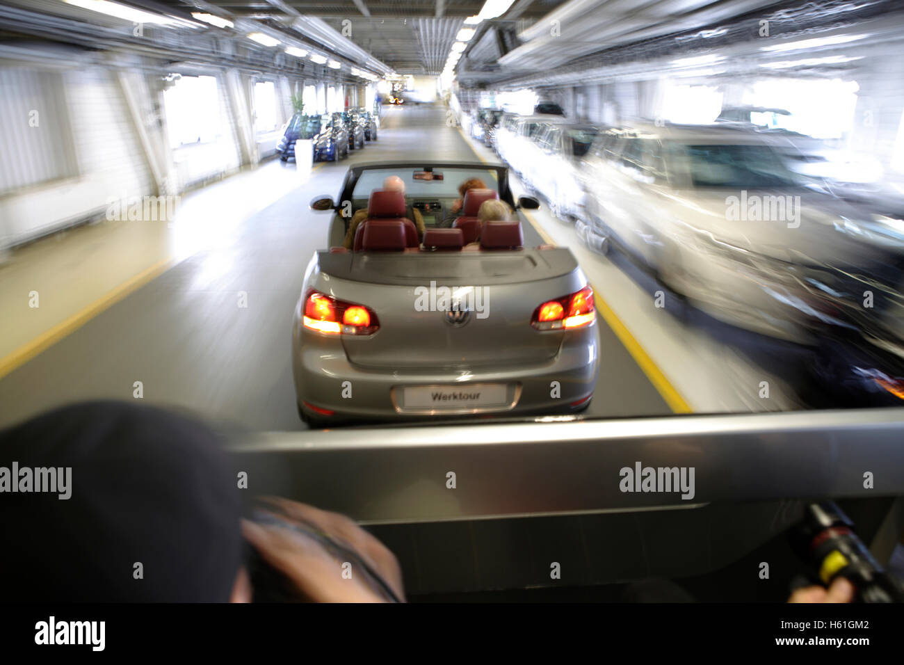 Werksbesichtigung, Golf Pkw-Produktion, VW-Werk in Wolfsburg, Niedersachsen Stockfoto