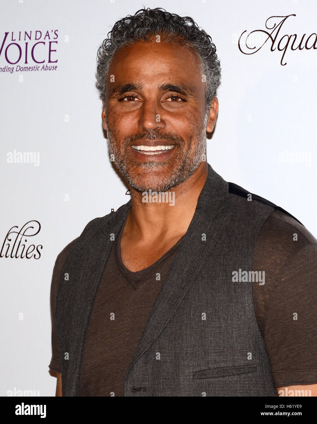 Rick Fox besucht BBQ und Bikinis nutzen gehostet von Lindas Stimme Stiftung ehrt Beverly Johnson bei Mr C Stockfoto