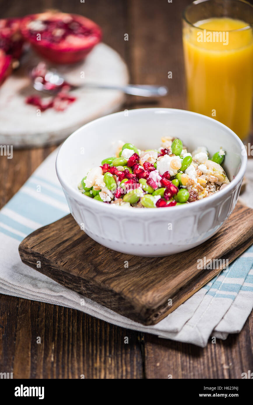 Vollwert-Salat, sauber Essen und Ernährung, Abnehm-Konzept Stockfoto