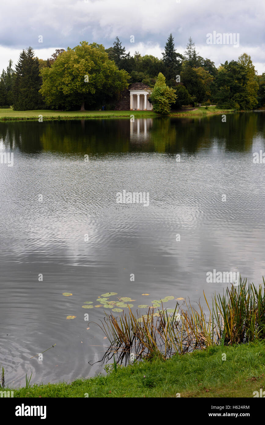 Nymphaem und Schoch Garten am Wörlitzer See, Gärten Wörlitz, Sachsen