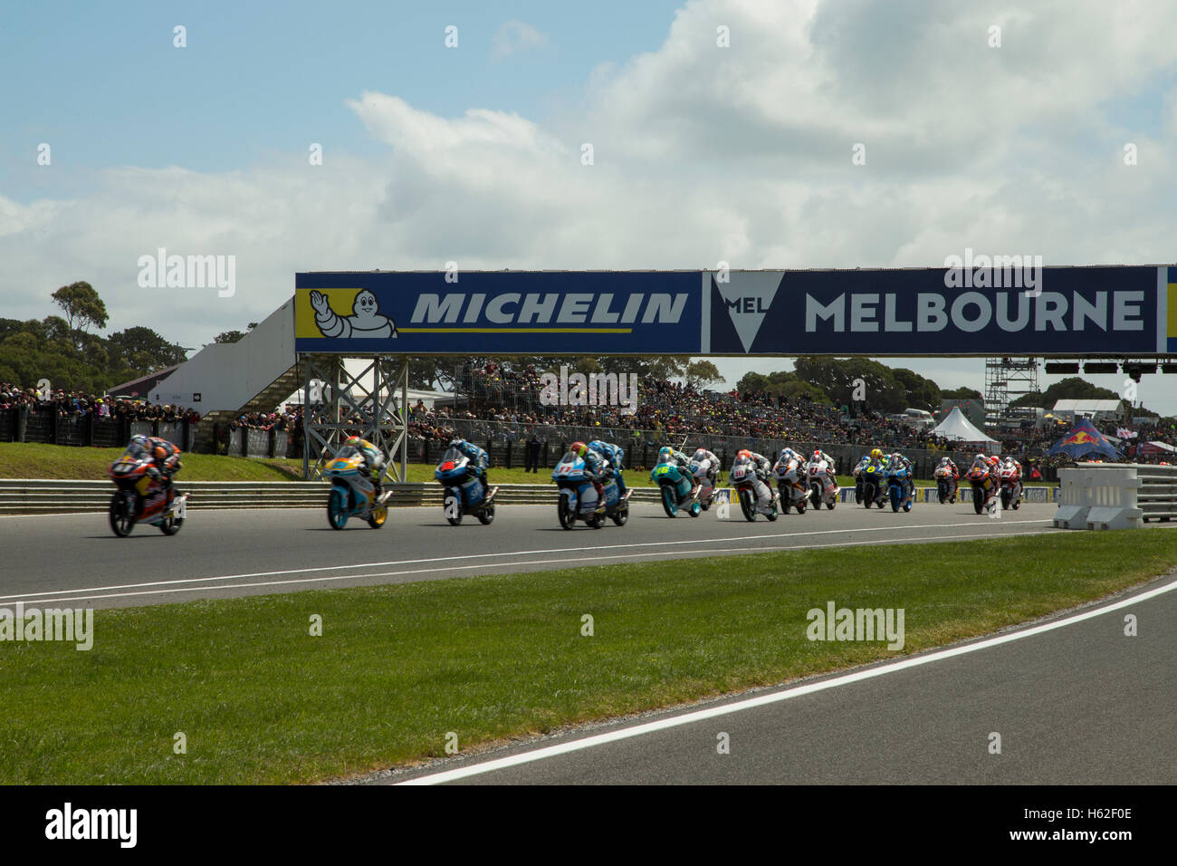 Phillip Island, Australien. 23. Oktober 2016. Moto-3. Rennen. Der Beginn des Moto 3 Grand Prix. Bildnachweis: Russell Hunter/Alamy Live-Nachrichten Stockfoto