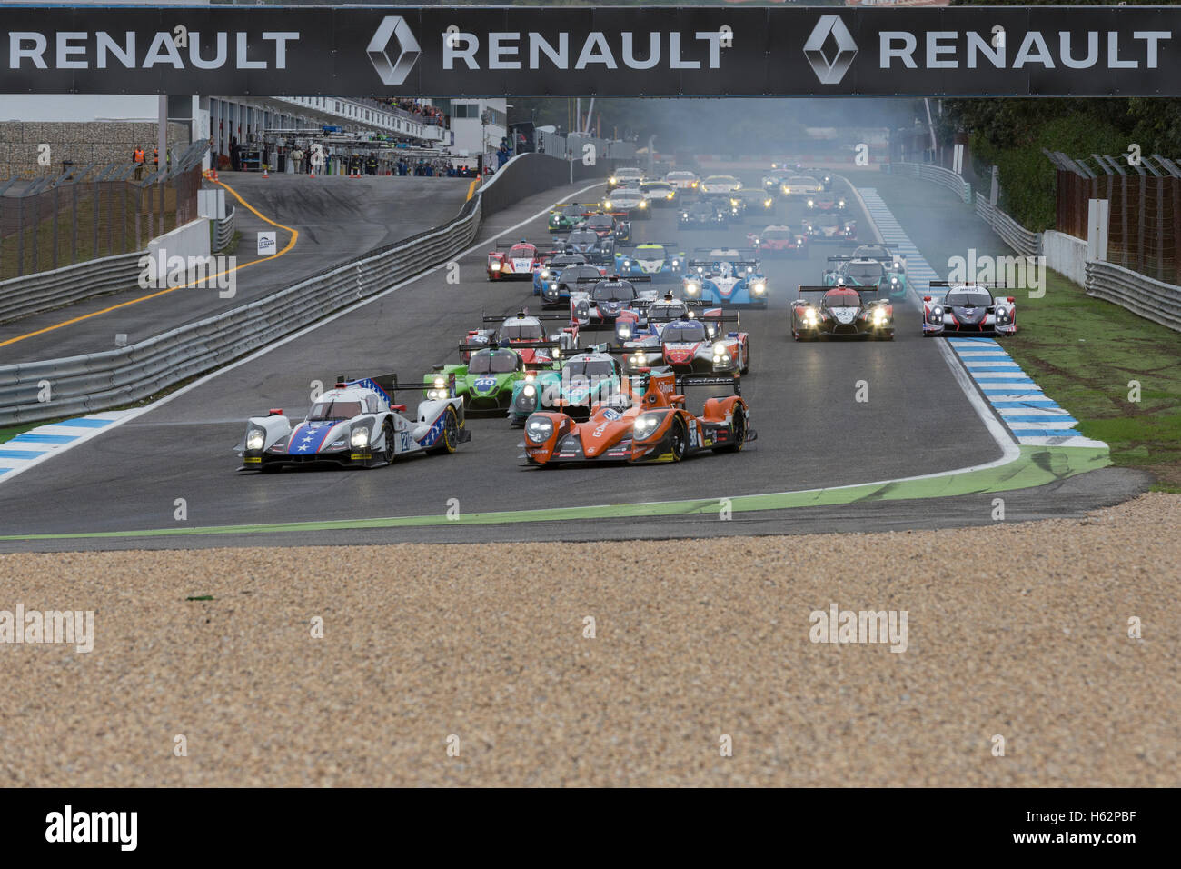 23. Oktober 2016. Estoril, Portugal. Start der Rennen der europäischen Le Mans Series, während der europäischen Le Mans Serie Week-End Estoril Credit: Alexandre de Sousa/Alamy Live News Stockfoto