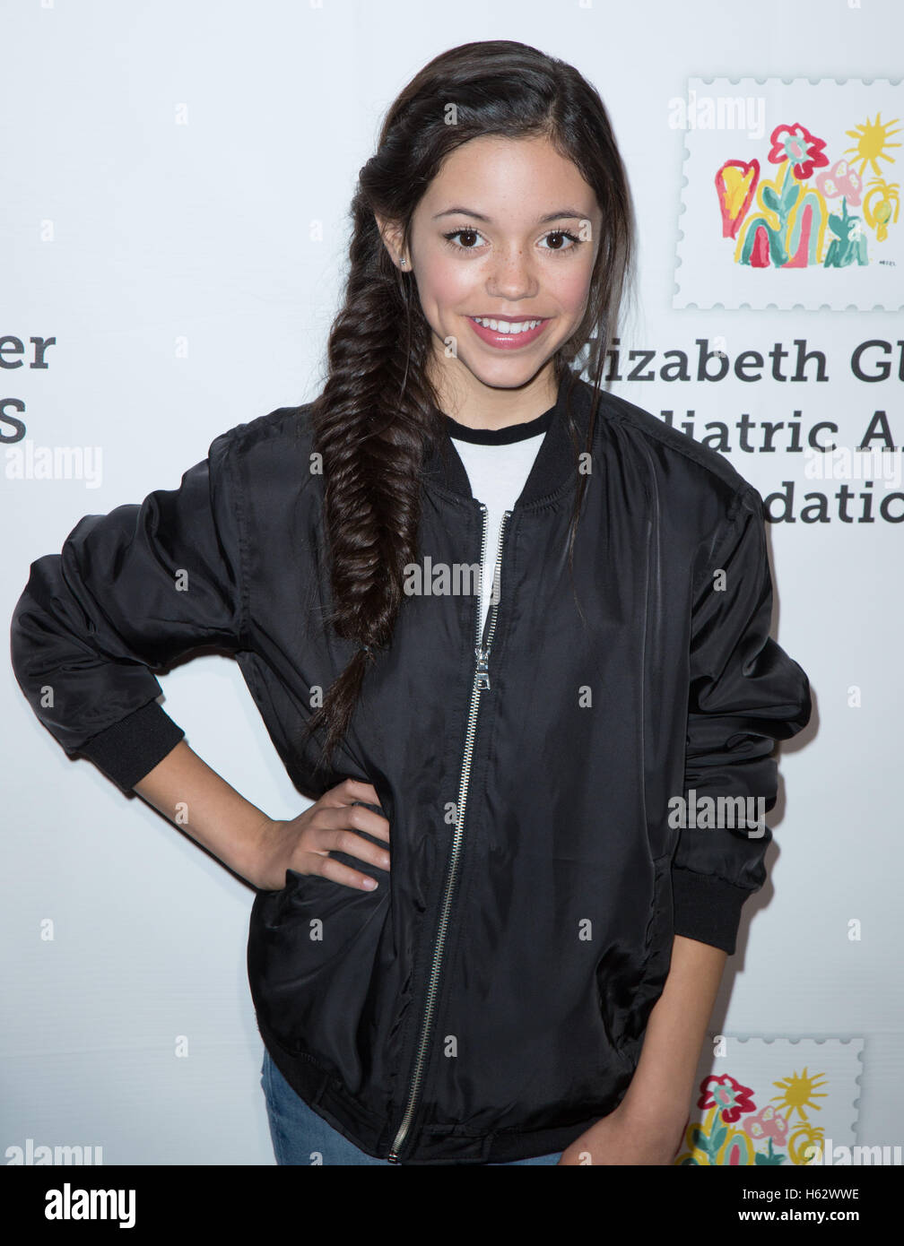 Jenna Ortega besucht Elizabeth Glaser Pediatric Aids Foundation "A Time For Heroes" Familienfest am 23. Oktober 2016 Smashbox Studios in Culver City, Kalifornien. Stockfoto