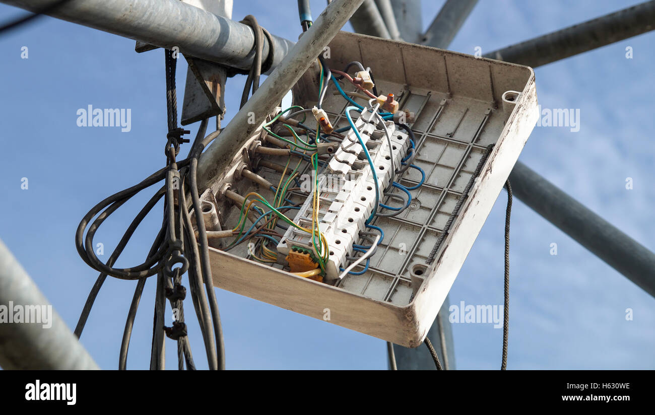 elektrische Schalttafel beschädigt Stockfoto