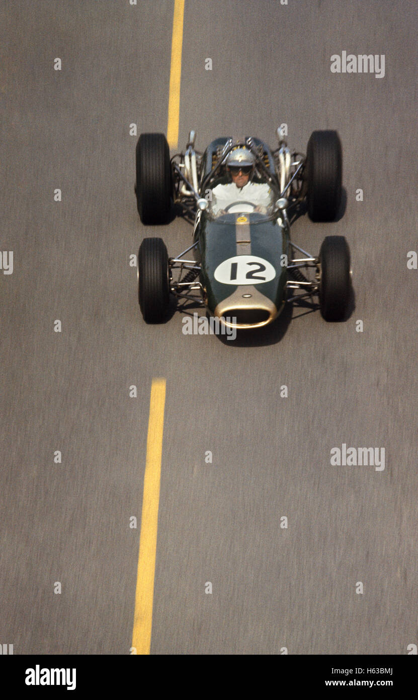 12 Jack Brabham in seinem Brabham Repco BT19 Rennsieger der französischen GP Reims 3. Juli 1966 Stockfoto