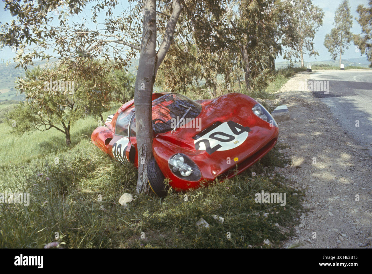 204 Ludovico Scarfiottidas, zog sich Mike Parkes in einem Ferrari Dino 206 von Targa Florio 8. Mai 1966 Stockfoto