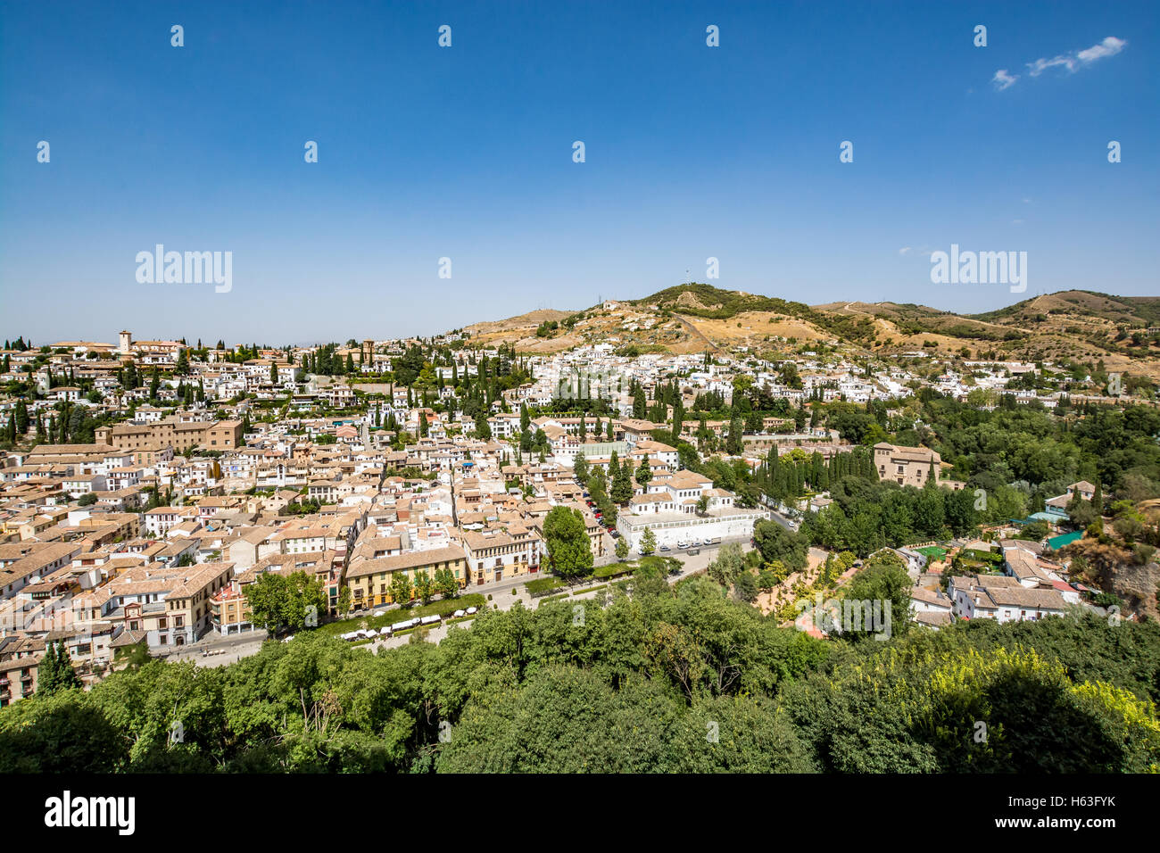 Panoramablick auf die Albaycin (Albaicin, Albayzín, Albaicín), einem alten muslimischen Viertel in Granada, Spanien Stockfoto