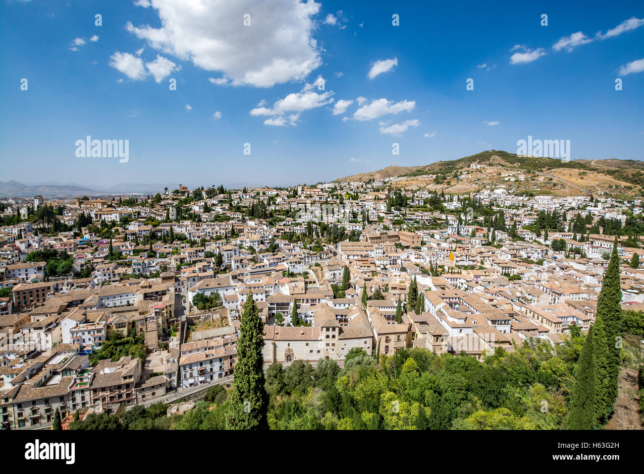Panoramablick auf die Albaycin (Albaicin, Albayzín, Albaicín), einem alten muslimischen Viertel in Granada, Spanien Stockfoto