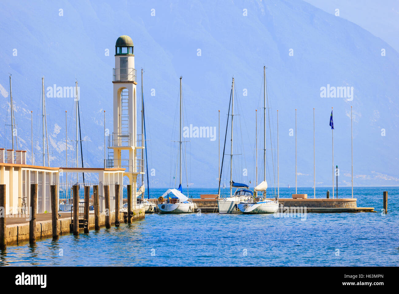 Fragment der Hafen von Riva del Garda Stockfoto