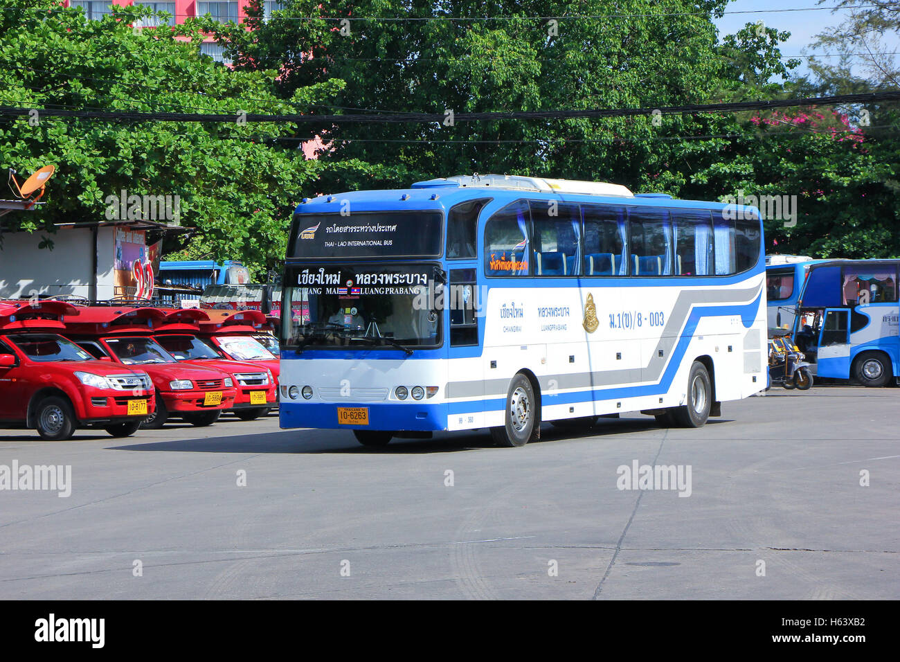 Keine 8-003 der thailändischen Regierung Busunternehmen Bus. Internationale Bus zwischen Chiangmai (Thailand) und Luang Prabang (Laos). Stockfoto