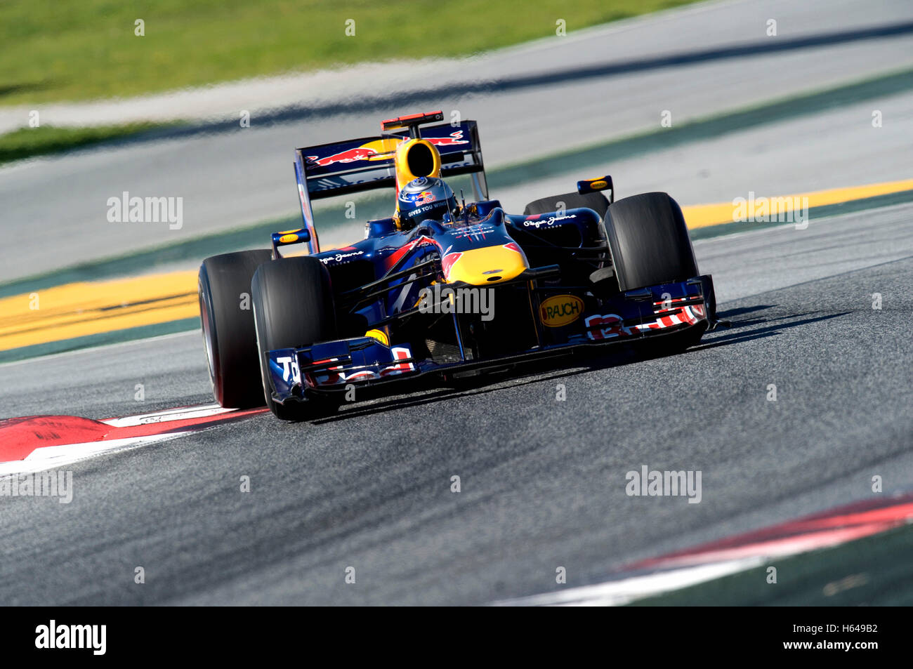 Motorsport, Sebastian Vettel, GER, in der Red Bull Racing RB5 Rennwagen Formel1 Tests auf der Rennstrecke Circuit de Catalunya Stockfoto
