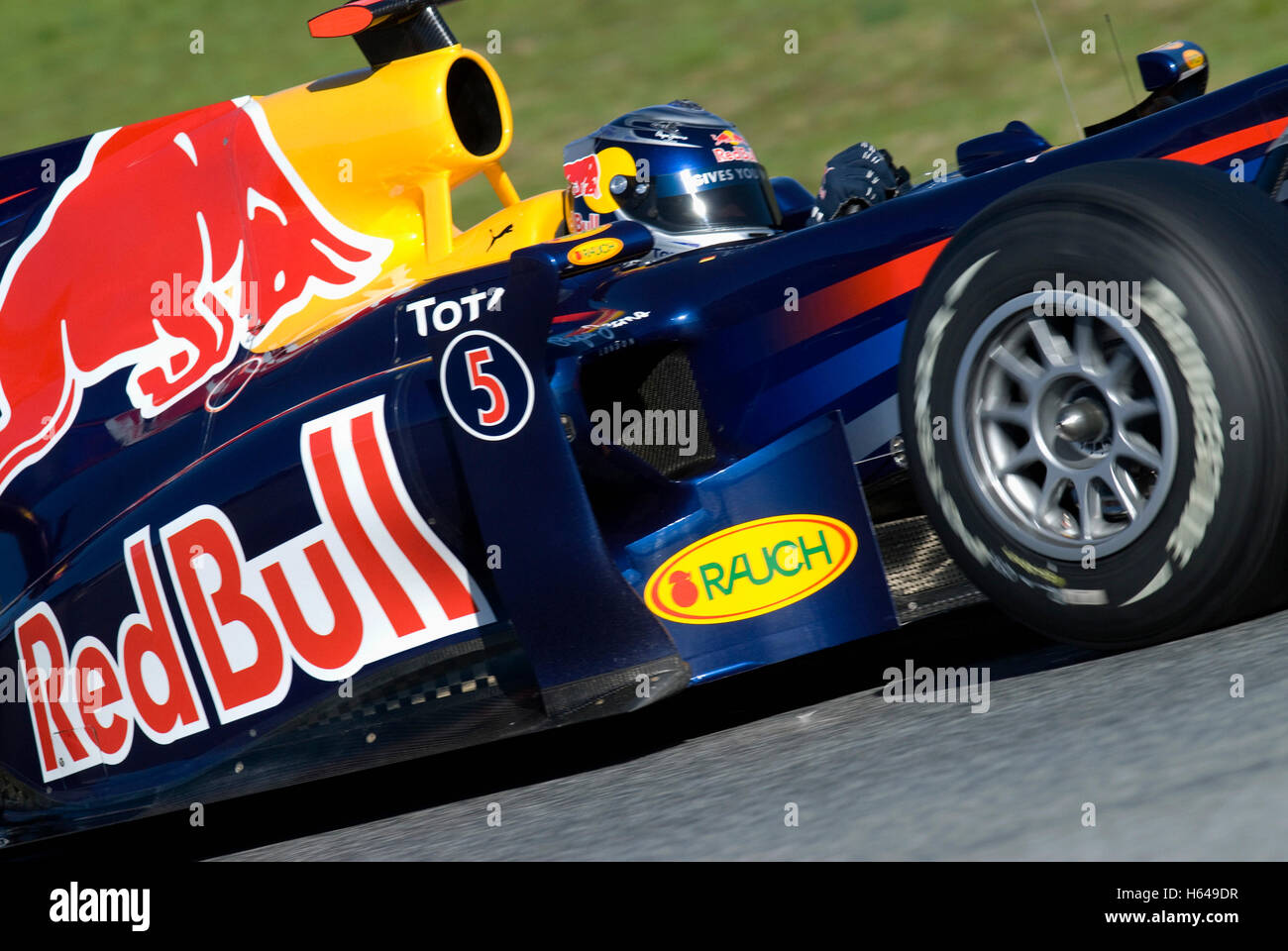 Motorsport, Sebastian Vettel, GER, in der Red Bull Racing RB5 Rennwagen, Formel1 Tests auf dem Circuit de Catalunya-Rennen Stockfoto