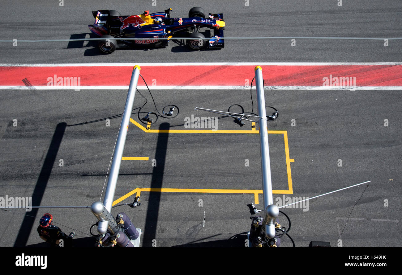 Motorsport, Sebastian Vettel, GER, in der Red Bull Racing RB5 Rennwagen, Formel1 Tests auf dem Circuit de Catalunya-Rennen Stockfoto