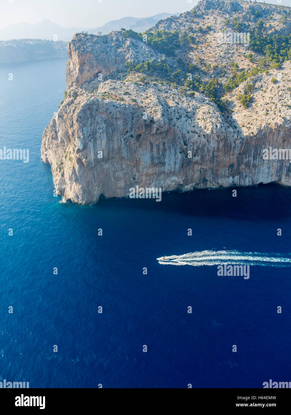 Spanien, Balearen, Mallorca, Cliff Küste in der Nähe von Andratx Stockfoto