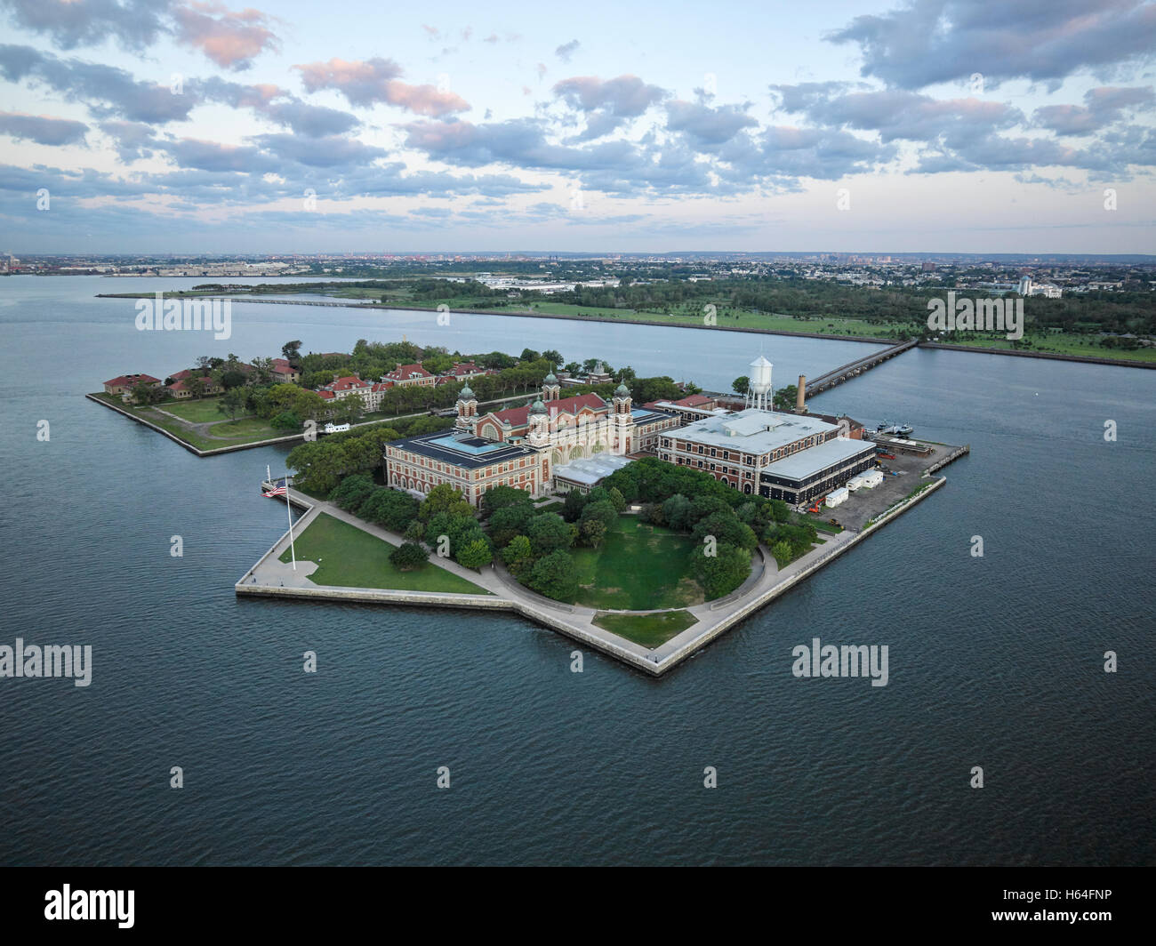 USA, Upper New York Bay, Luftaufnahme von Ellis Island Stockfoto