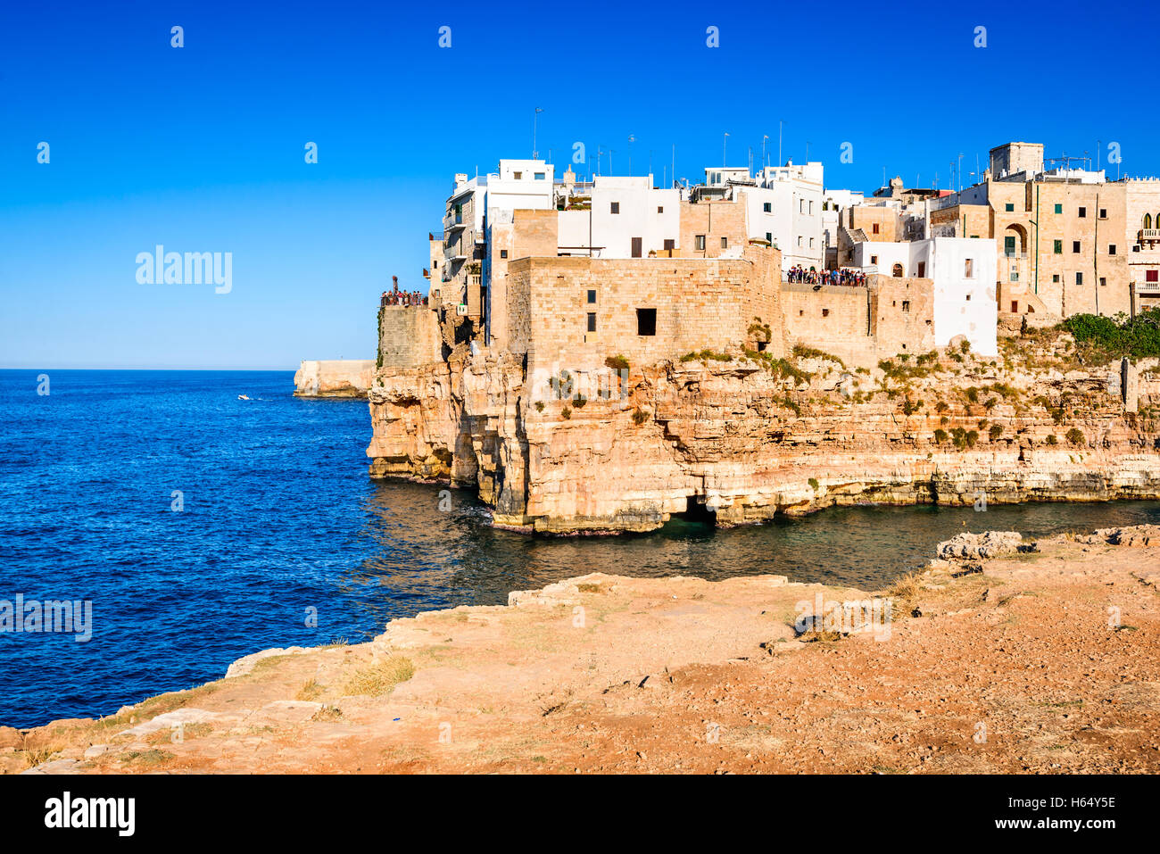 Apulien, Italien. Sonnenuntergang Landschaft von Polignano a Mare, Stadt in der Provinz Bari, Apulien, südlichen Italia an der Adria Stockfoto