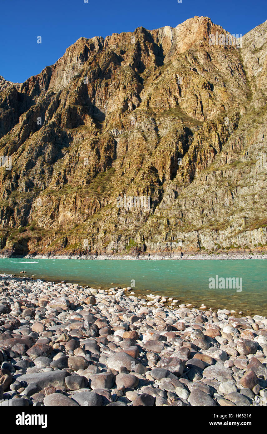 Sibirischen Fluss Katun im Altai-Gebirge Stockfoto