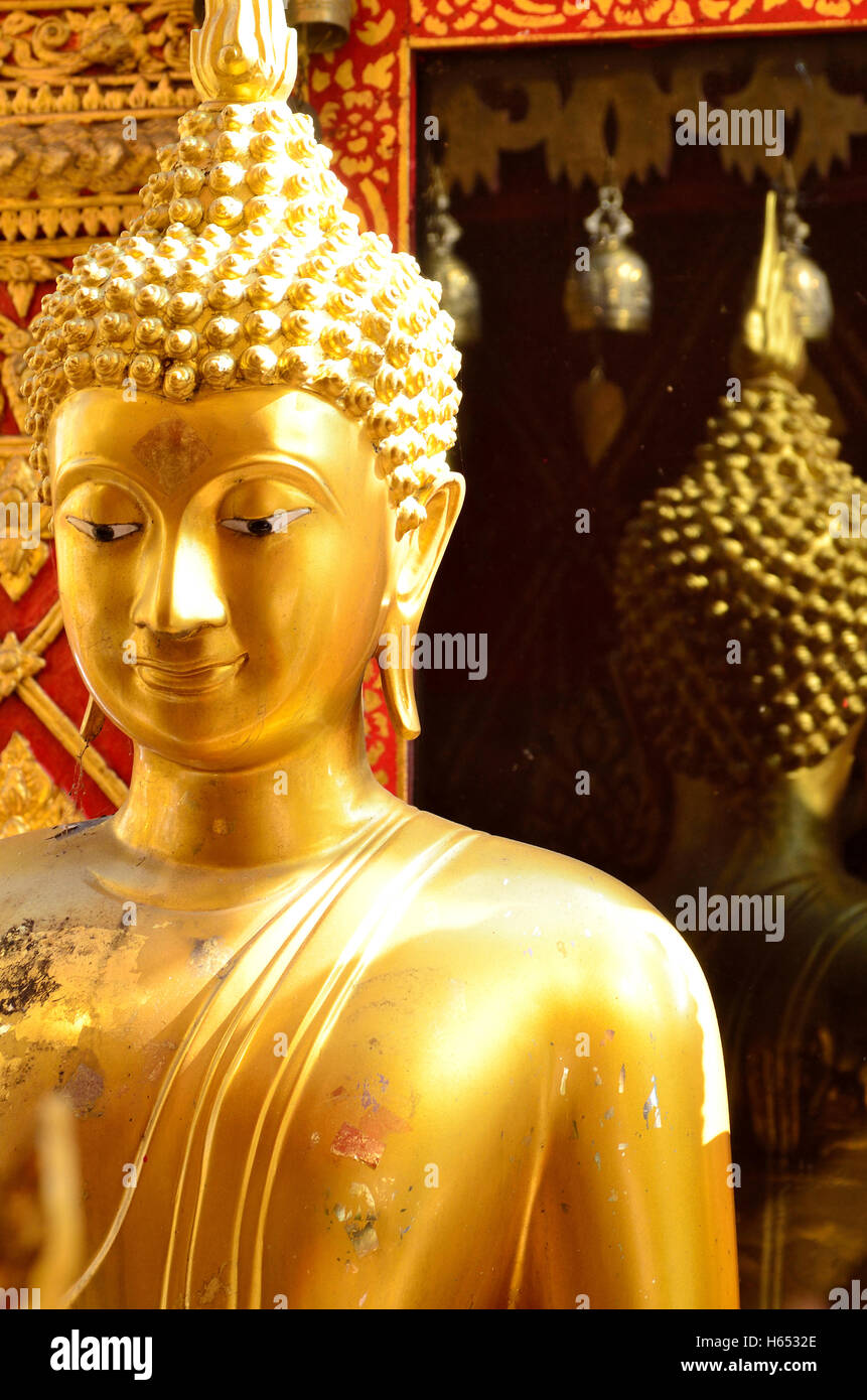 Buddhastatuen im Wat Phra, die Doi Suthep, Chiang Mai, Thailand Stockfoto