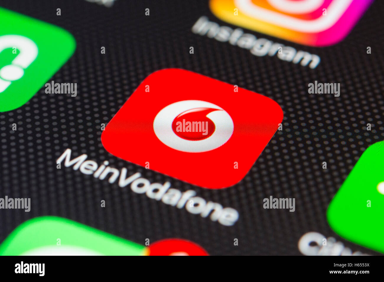 Deutsche Vodafone Mobilfunknetz-Anbieter app auf dem iPhone Smartphone-Bildschirm hautnah Stockfoto