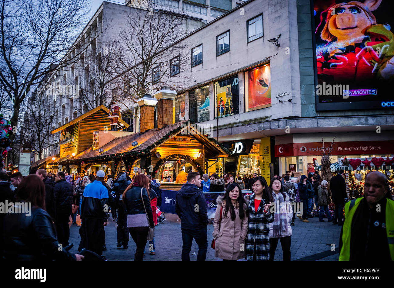 Deutscher Weihnachtsmarkt in Frankfurt, Birmingham, Großbritannien Stockfoto