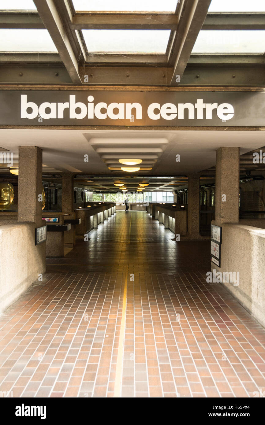 Das Barbican Centre in der Stadt von London, England, Vereinigtes Königreich Stockfoto