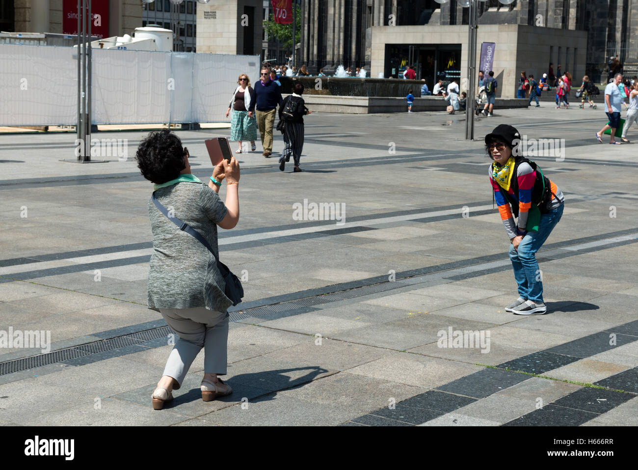 Chinesische Touristen Köln Stockfoto