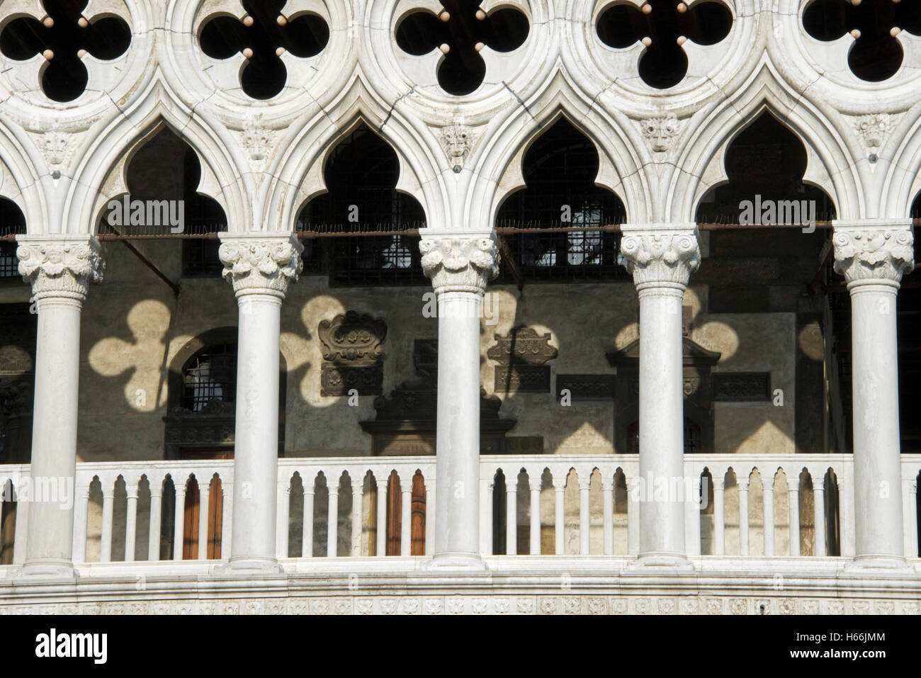 Stein an der Fassade der Doge's Palace, Venedig Stockfoto