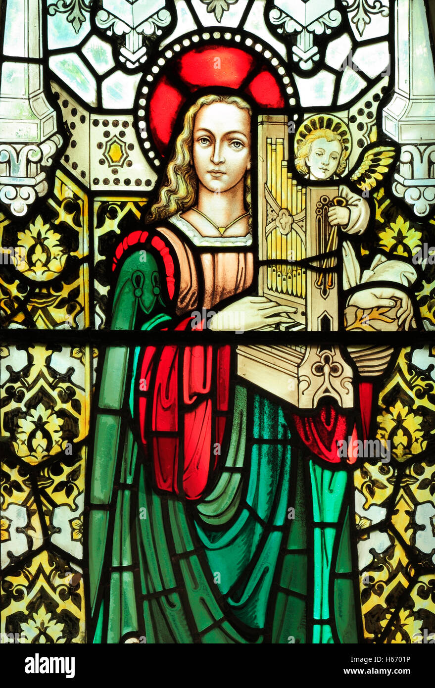 St. Cecilia mit kleinen Orgel, Viola, Glasfenster, Docking, Norfolk, Schutzpatron der Musiker, Patronin, Heiliger Stockfoto