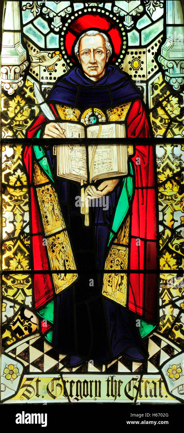 Der Heiligen Papst St. Gregory 1 große, Docking, Norfolk, 20. Jahrhundert Glasfenster England UK Päpste saint Stockfoto
